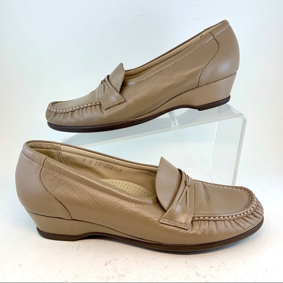 SAS Easier Moccasin Low Wedge Heel Loafer NARROW - Picture 4 of 12